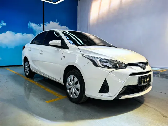 Фотография автомобиля — Toyota YARiS L Zhi Xiang