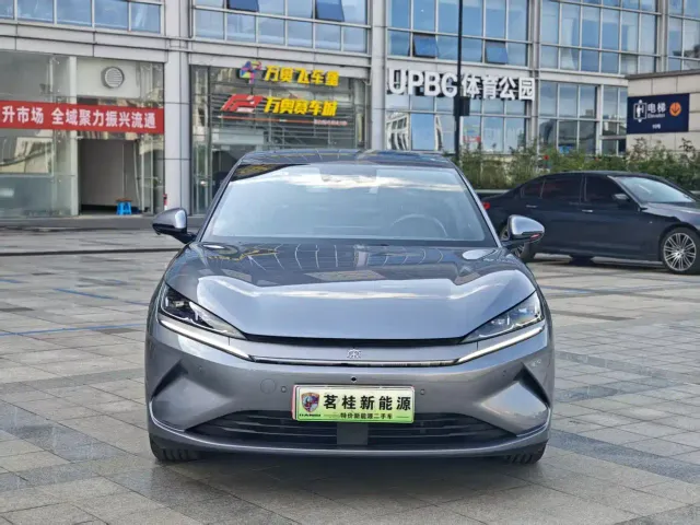BYD Qin L — Фото автомобиля 2