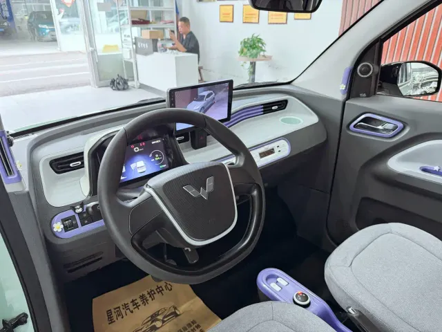 Wuling Hongguang Mini EV — Фото автомобиля 9