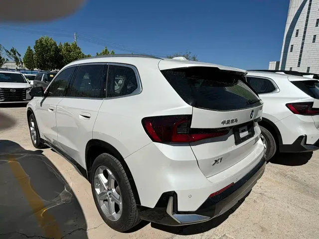 BMW X1 — Фото автомобиля 7