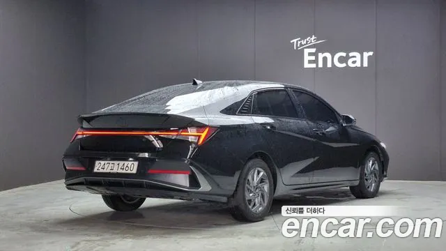 Hyundai AVANTE Inspiration — Фото автомобиля 2