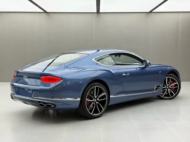 Bentley Continental — Фото автомобиля 3