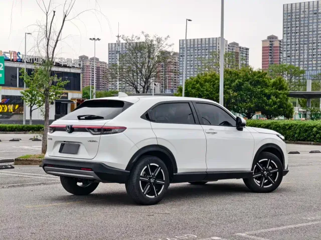 Honda Vezel — Фото автомобиля 4