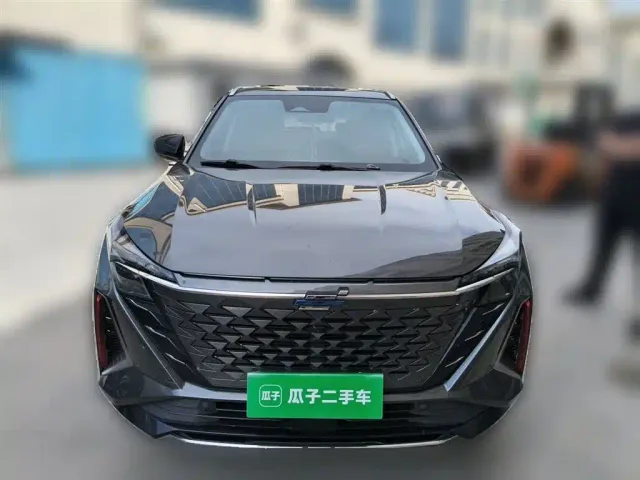 Changan Z6 — Фото автомобиля 23