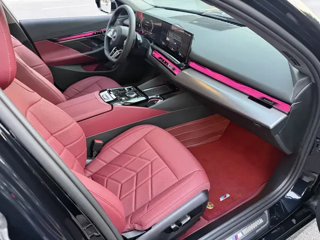 BMW 5 Series — Фото автомобиля 8
