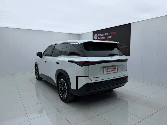 Toyota BoZhi 3X — Фото автомобиля 8