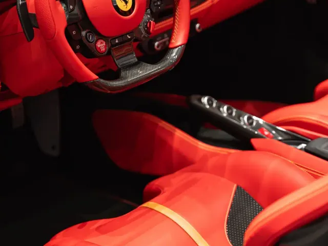 Ferrari Ferrari F8 2020 Spider 3.9T V8 — Фото автомобиля 7