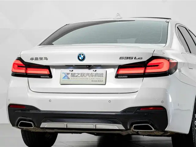 BMW 5 Series — Фото автомобиля 7