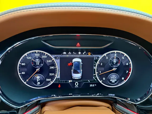 Bentley Flying Spur — Фото автомобиля 18