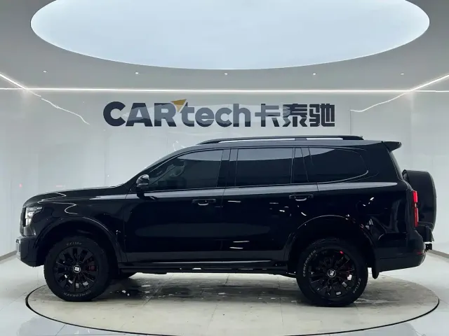 Tank Tank 500 EV 2024 Hi4-T Black Warrior Edition — Фото автомобиля 7
