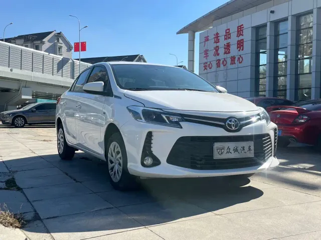 Фотография автомобиля — Toyota Vios
