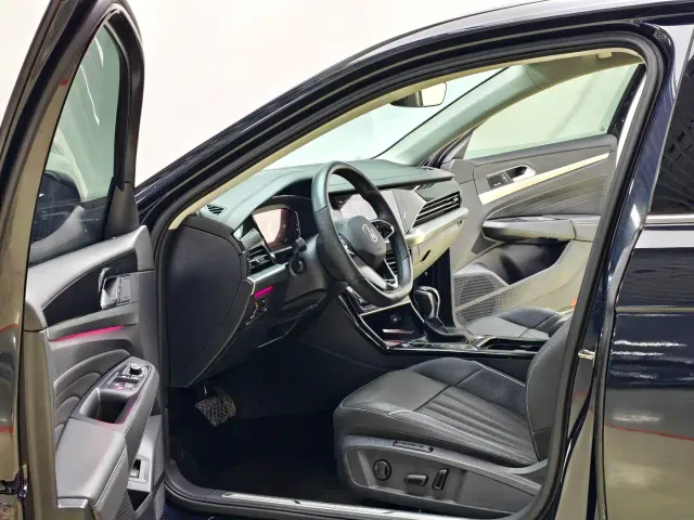 Volkswagen Passat — Фото автомобиля 8
