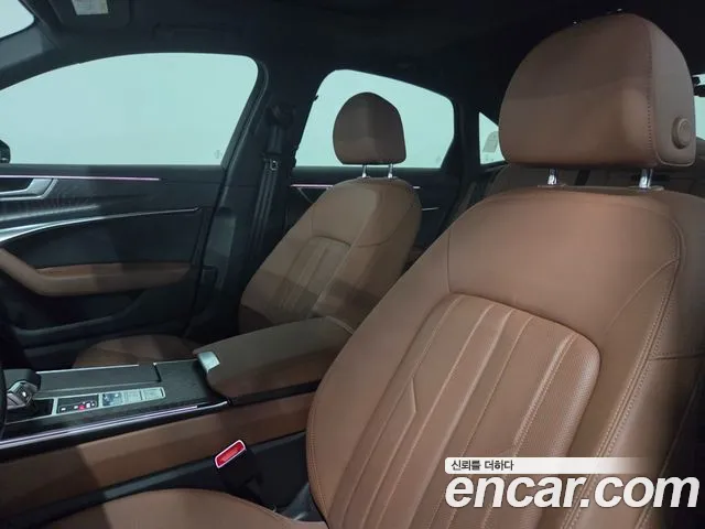 Audi A6 C8 — Фото автомобиля 11