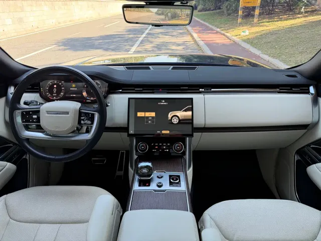 Land Rover Range Rover — Фото автомобиля 8