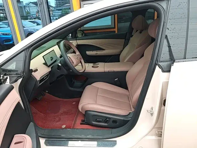 Nissan N7 — Фото автомобиля 14