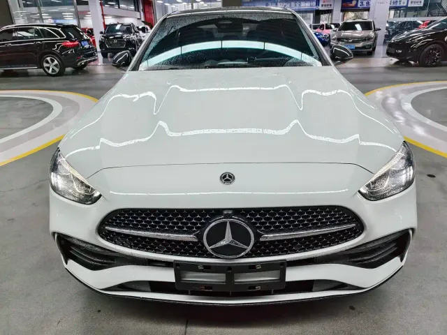 Mercedes-Benz C-Class — Фото автомобиля 2