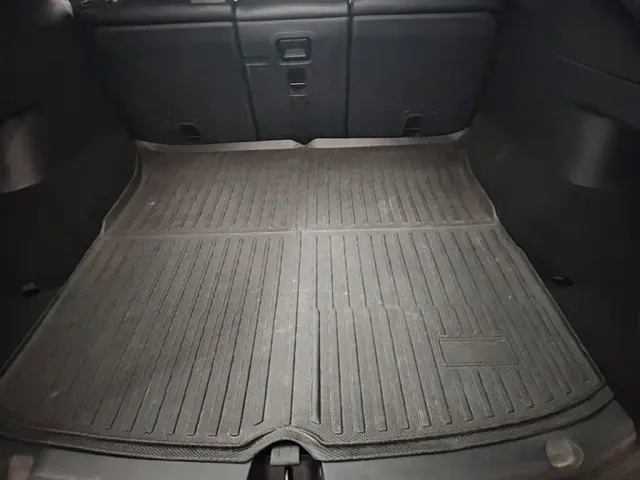 Tesla Model Y — Фото автомобиля 18