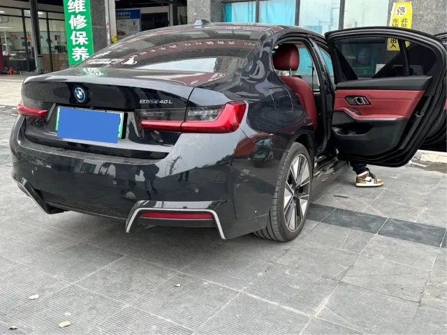 BMW i3 — Фото автомобиля 8