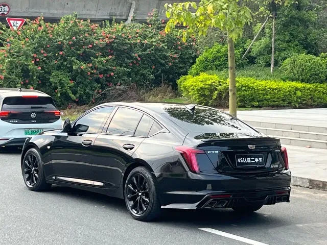 Cadillac CT5 — Фото автомобиля 4