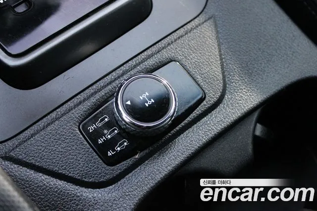 KG_Mobility_Ssangyong Rexton Новый Rexton Sport Khan Дизель 2.2 4WD — Фото автомобиля 13