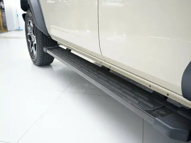 Ford Bronco — Фото автомобиля 28