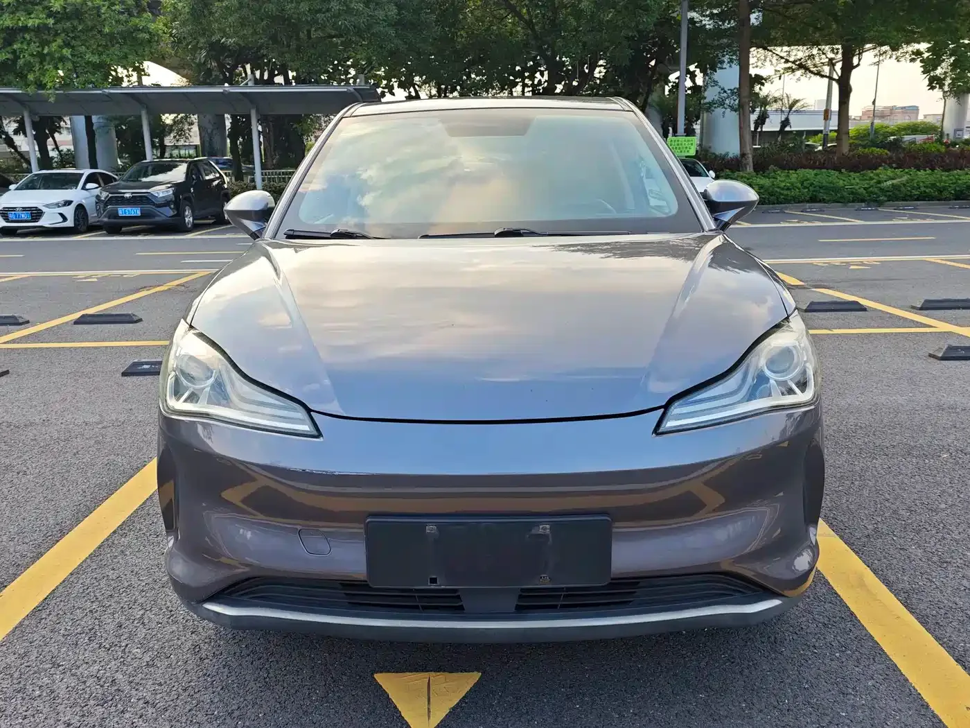 Nezha Auto Nezha V 2022 Trend 400 Lite — Фото автомобиля 2