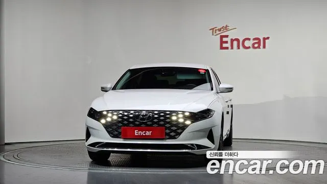 Hyundai Grandeur Новый Grandeur IG — Фото автомобиля 3