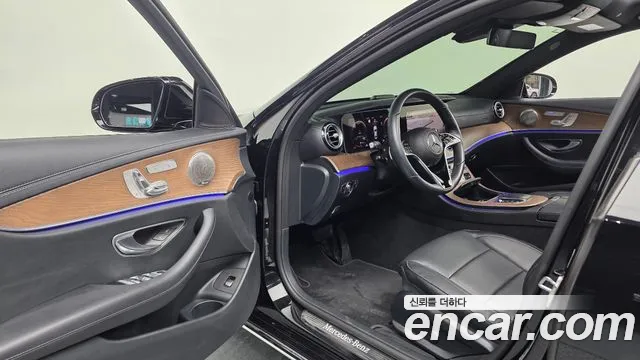 Mercedes-Benz E-Class W213 — Фото автомобиля 10