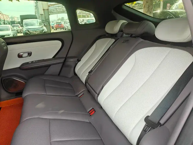 Changan Qiyuan A06 — Фото автомобиля 9