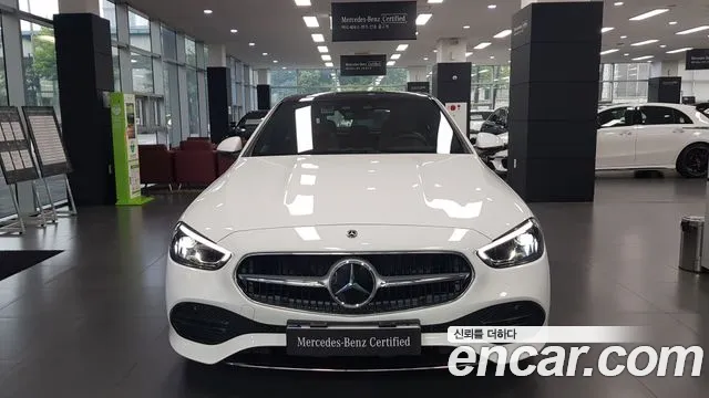 Mercedes-Benz C-Class — Фото автомобиля 2