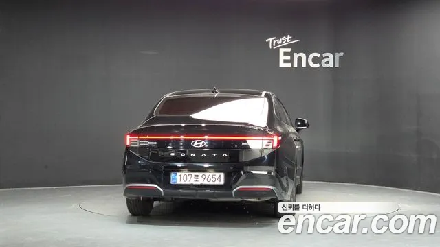 Hyundai Sonata — Фото автомобиля 4