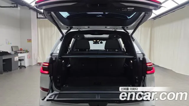 BMW X7 — Фото автомобиля 20
