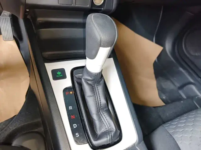Honda Fit — Фото автомобиля 9