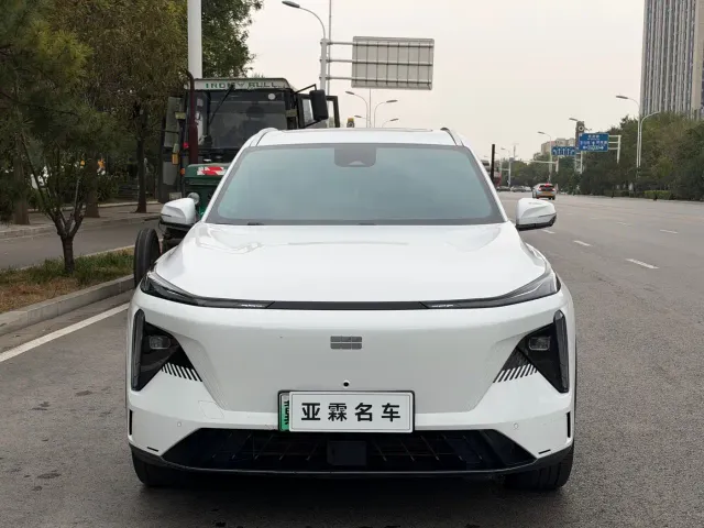 Geely Galaxy L7 — Фото автомобиля 2