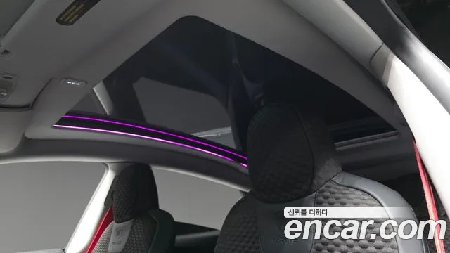 Tesla Model Y — Фото автомобиля 19