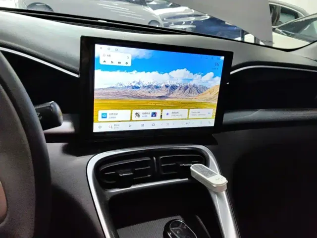 Geely Starry Wish — Фото автомобиля 12