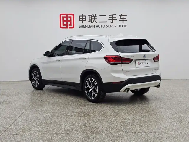 BMW X1 — Фото автомобиля 3