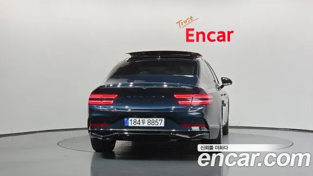 Genesis G80 RG3 — Фото автомобиля 4