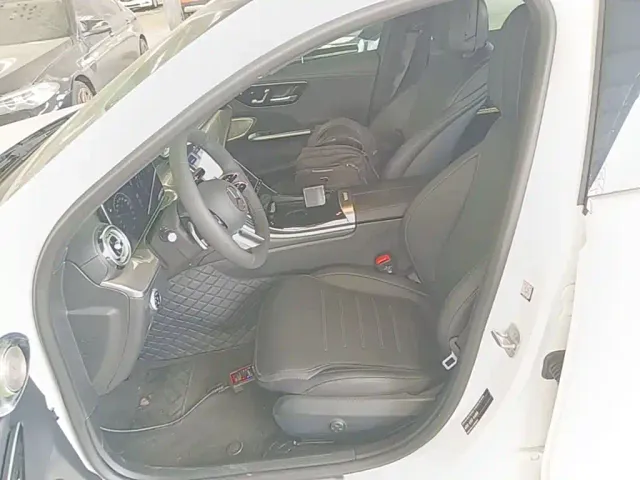 Mercedes-Benz C-Class — Фото автомобиля 14