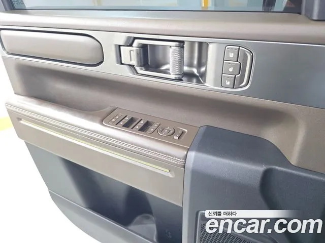 Kia Tasman Tasman 2.5T Бензин 4WD — Фото автомобиля 12