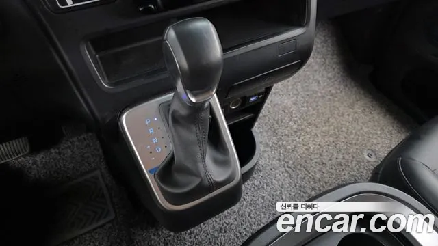 Hyundai Staria — Фото автомобиля 12