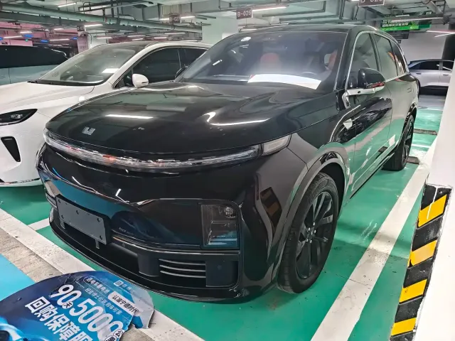 Фотография автомобиля — Li Auto L7