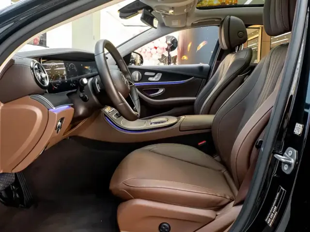 Mercedes-Benz E-Class — Фото автомобиля 27