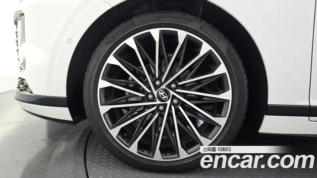 Hyundai Grandeur GN7 — Фото автомобиля 5