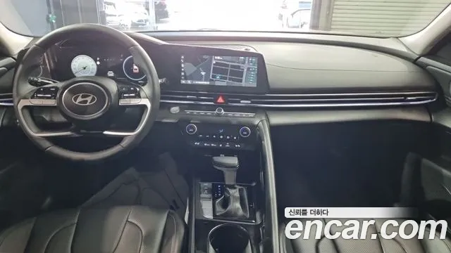 Hyundai Avante CN7 — Фото автомобиля 5