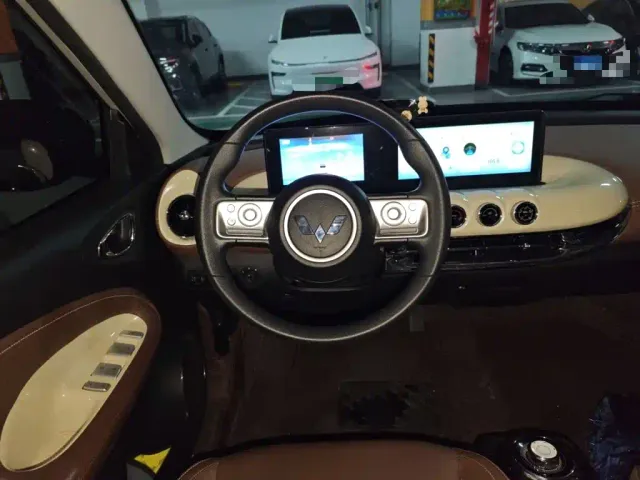 Wuling Bingo — Фото автомобиля 6