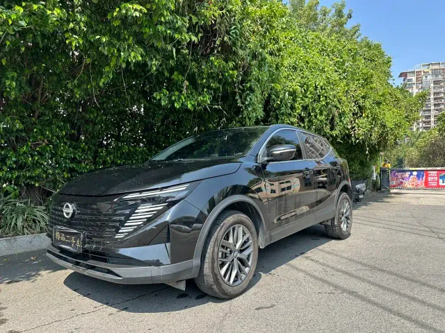 Фотография автомобиля — Nissan Qashqai