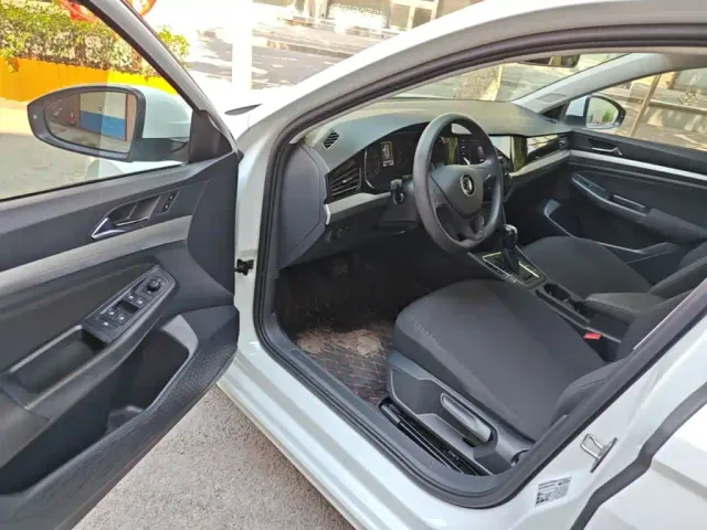 Volkswagen Bora — Фото автомобиля 15