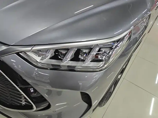 BYD Song PLUS — Фото автомобиля 5