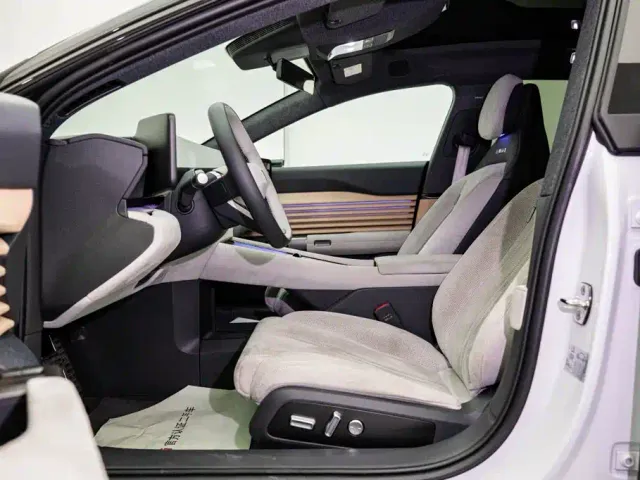 Audi E5 Sportback — Фото автомобиля 10